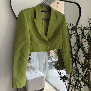 Green crop blazer